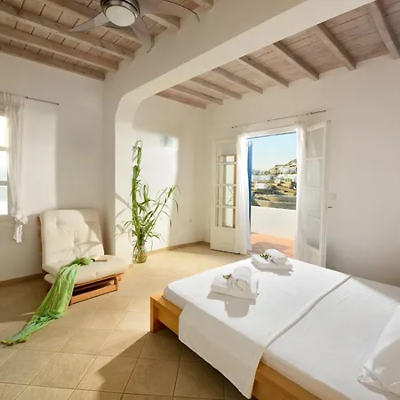 Wonderful Chrysta Villa