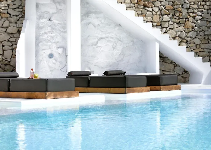 Wonderful Chrysta Villa