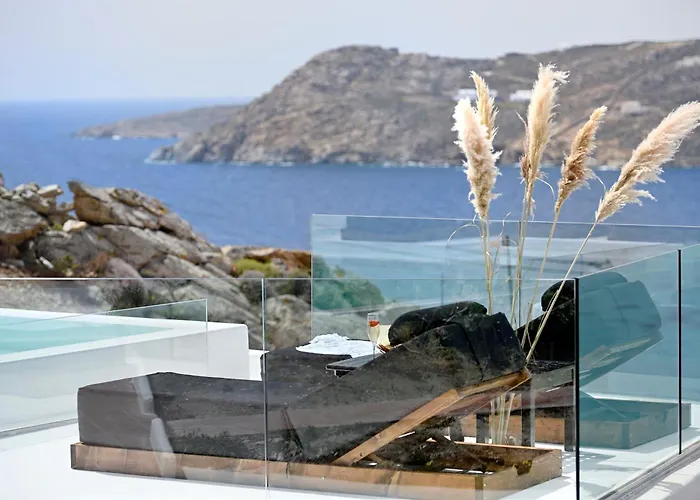 Wonderful Chrysta Villa